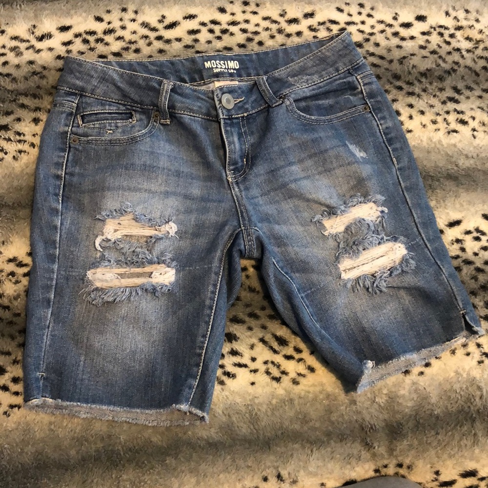 Knee cut off distressed jean shorts